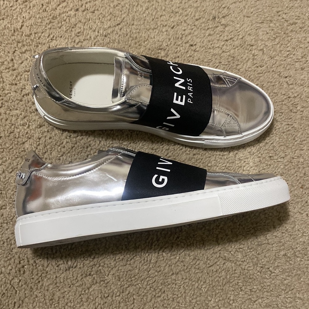 Givenchy Urban Street Logo Band Sneaker - Picture 2 of 4